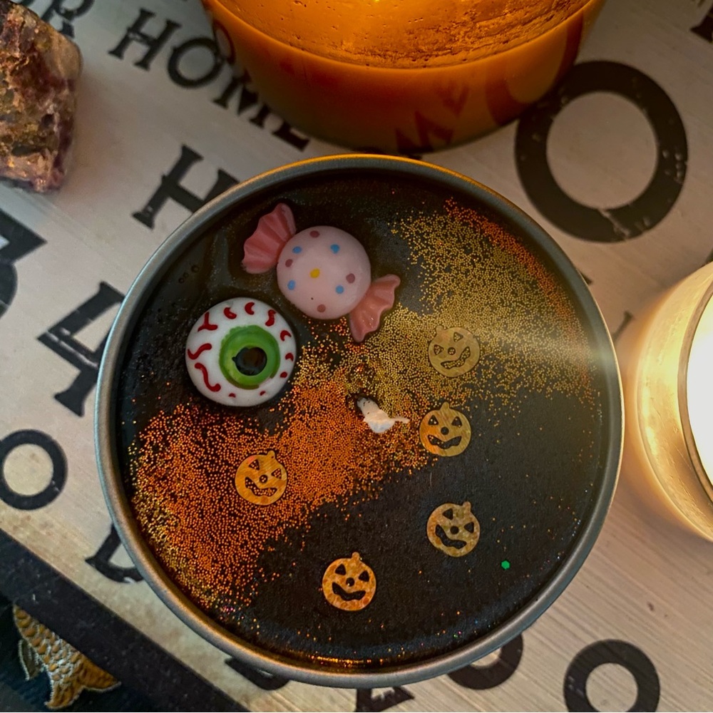 Trick or Treat Chocolate Candle 🍭 4 oz